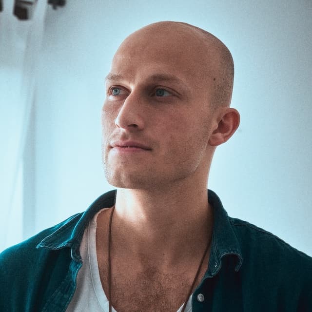 Portrait of Ben Dzaebel